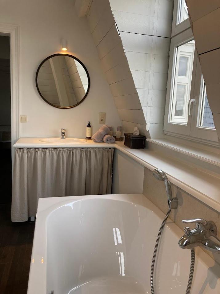 Chateau Lapin Suitekamer 5 Brugge
